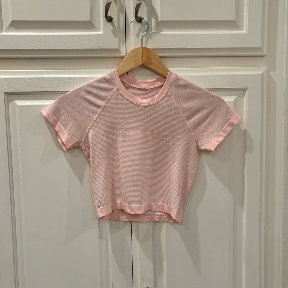 Lululemon Swiftly Tech Cropped Short Sleeve Shirt 2.0 Strawberry Milkshake 🍓✨